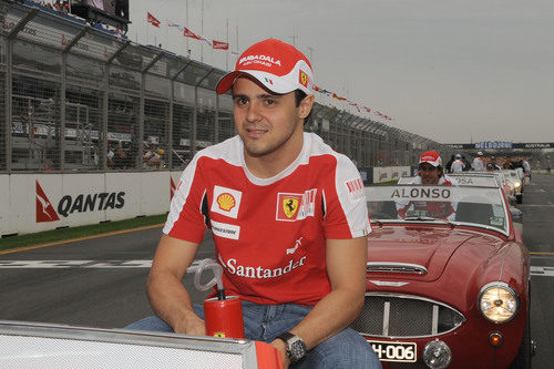 Felipe Massa antes de la carrera de Australia