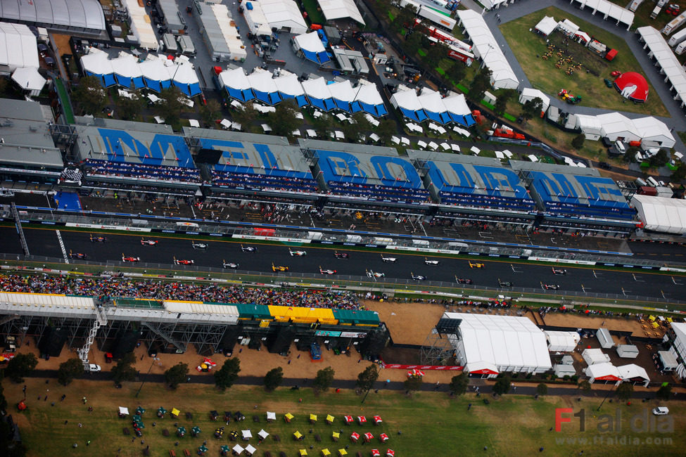 La parrilla del GP de Australia 2010 desde el aire