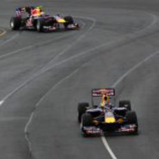 Los dos Red Bull corren en Albert Park
