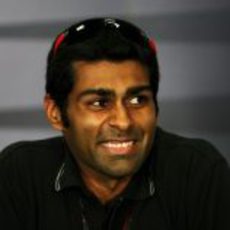 Chandhok en rueda de prensa