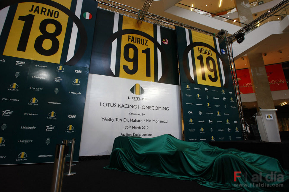 'Lotus Racing', recibido por todo lo alto en su país de origen