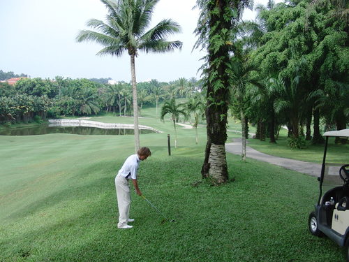 Kovalainen juega al golf para relajarse