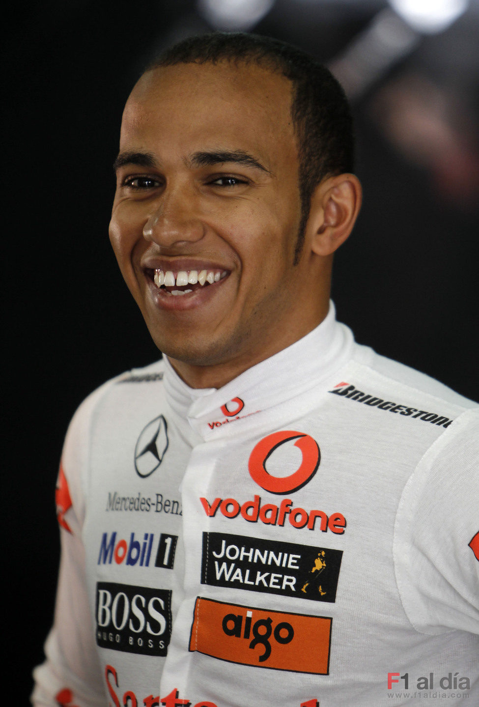 Lewis Hamilton, feliz en Sepang