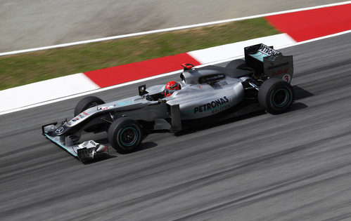 Michael Schumacher vuelve a correr en Sepang