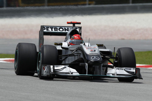 'Schumi' no quiere volver a ser superado por Rosberg