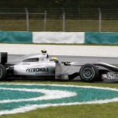 Rosberg rueda en los libres 3