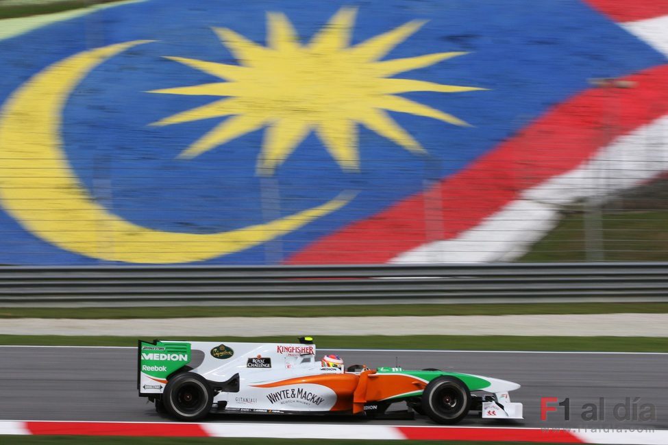 Paul di Resta en Sepang