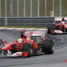 Massa de nuevo por delante de Alonso