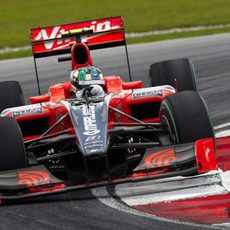Lucas di Grassi entrena con gomas blandas