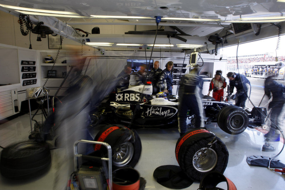 Rosberg en boxes