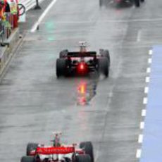 Vettel entre los dos McLaren