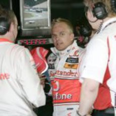 Kovalainen en el muro