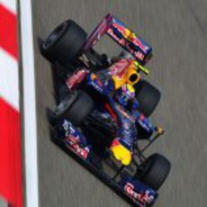 Webber baja a toda velocidad