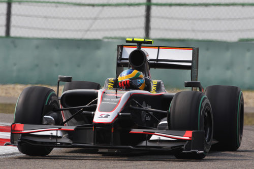 Senna rueda en el GP de China 2010