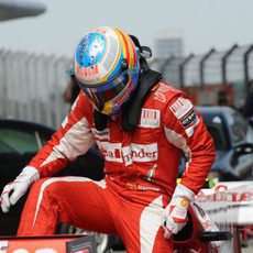 Fernando se baja del F10