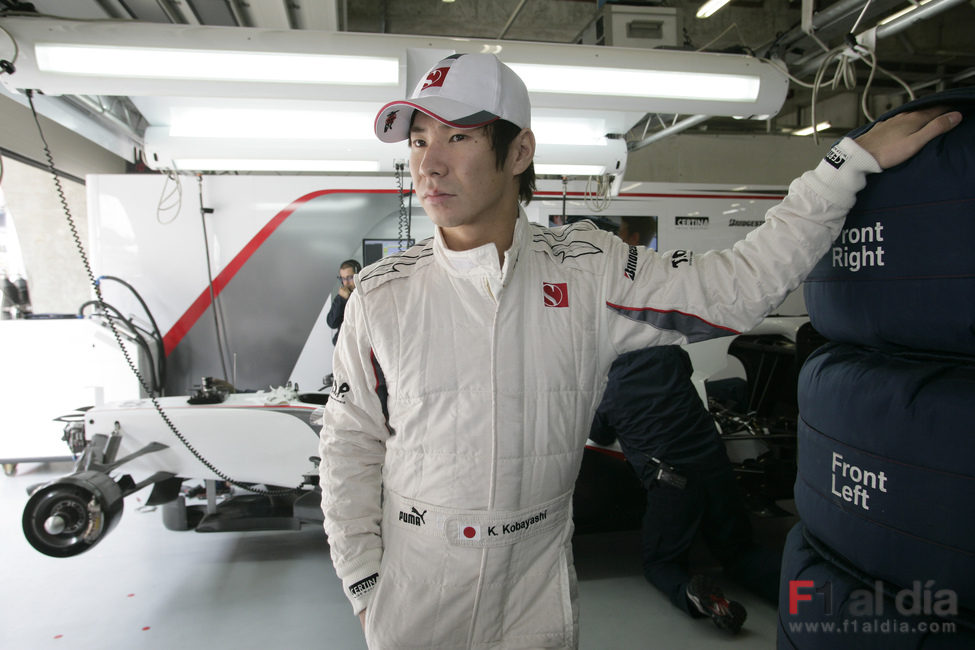 Kamui Kobayashi en su box