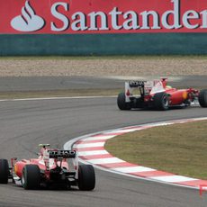 Alonso persigue a Massa... otra vez