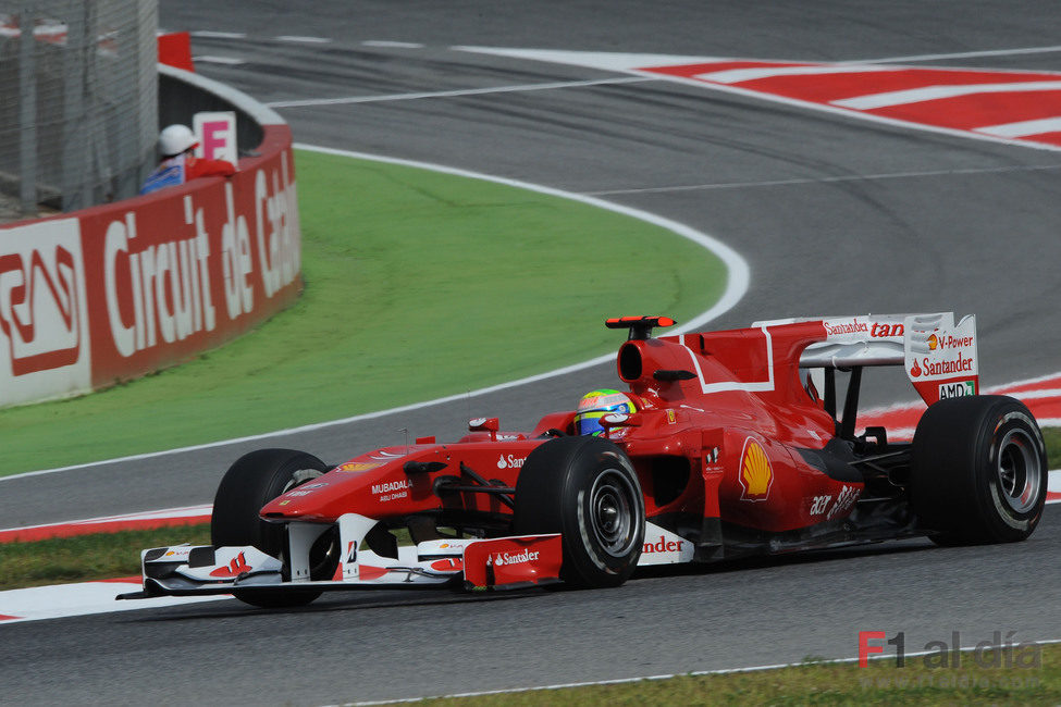 Felipe Massa durante los libres 2 del GP de España