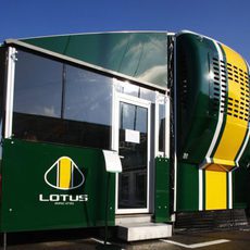 Nuevo 'motor home' de Lotus Racing