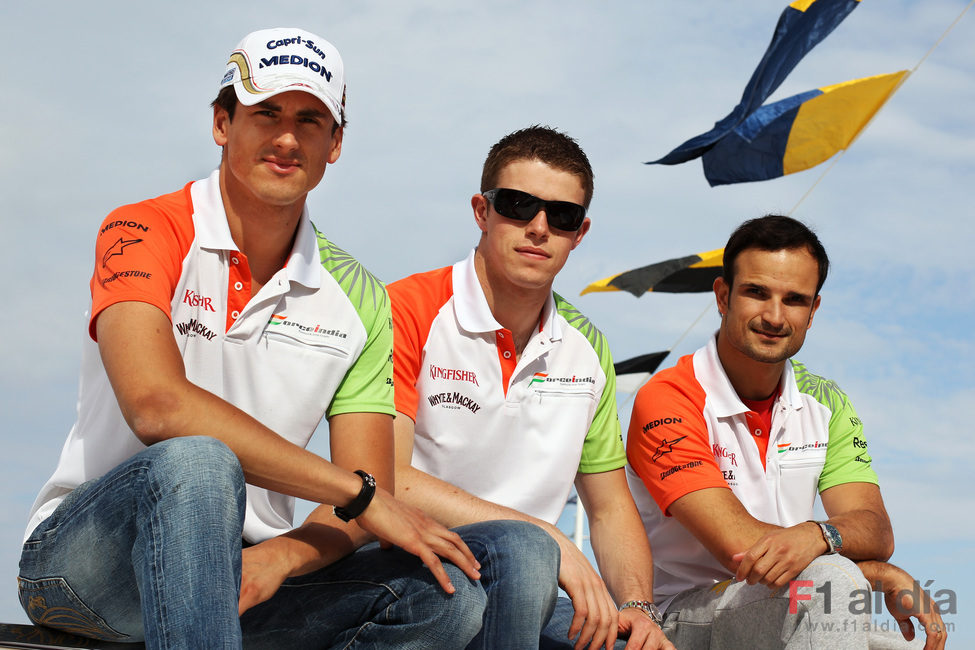 Los tres pilotos de Force India posan en Mónaco