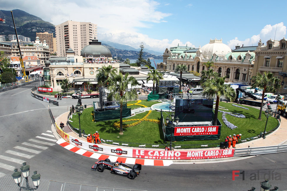 Chandhok sobre la pista monegasca