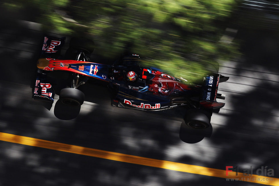 Buemi pisa a fondo en MonteCarlo