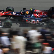 El piloto español de Toro Rosso busca su ritmo