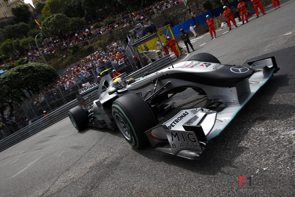 Rosberg sobre el asfalto monegasco