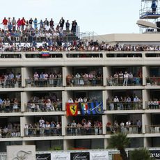 Los balcones a reventar de público en Mónaco