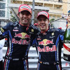 Webber y Vettel celebran el doblete de Red Bull