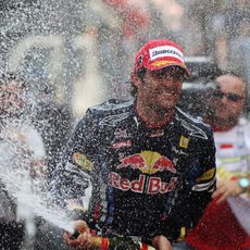 Ducha de champán para Webber