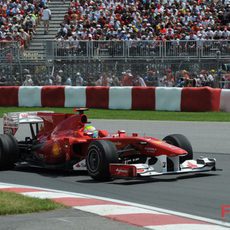 Felipe Massa acabó la carrera 15º