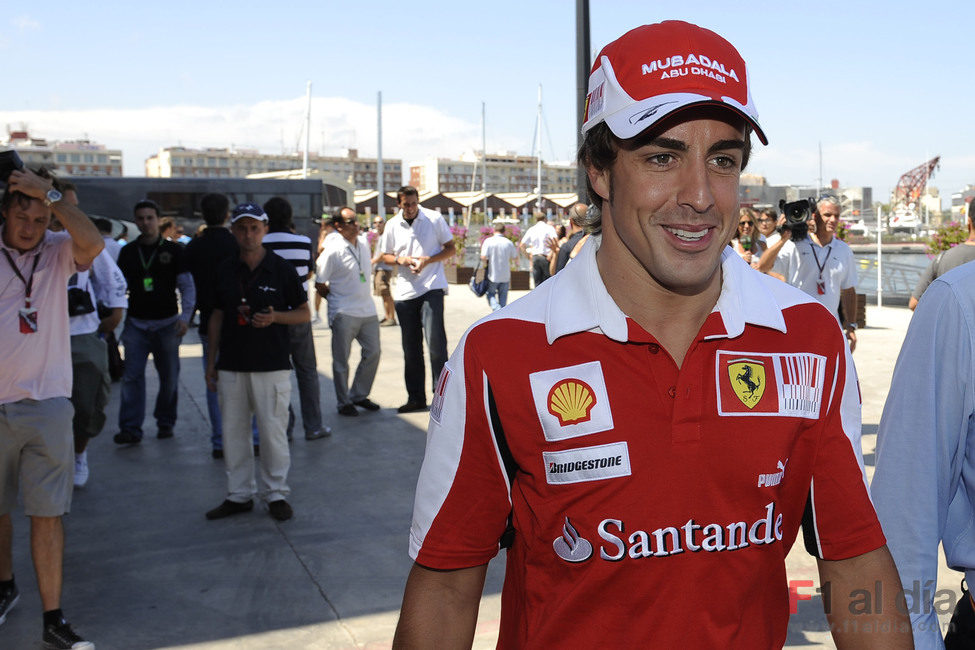 Alonso llega al Valencia Street Circuit