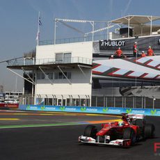 Los edificios de la Copa América rodean al circuito