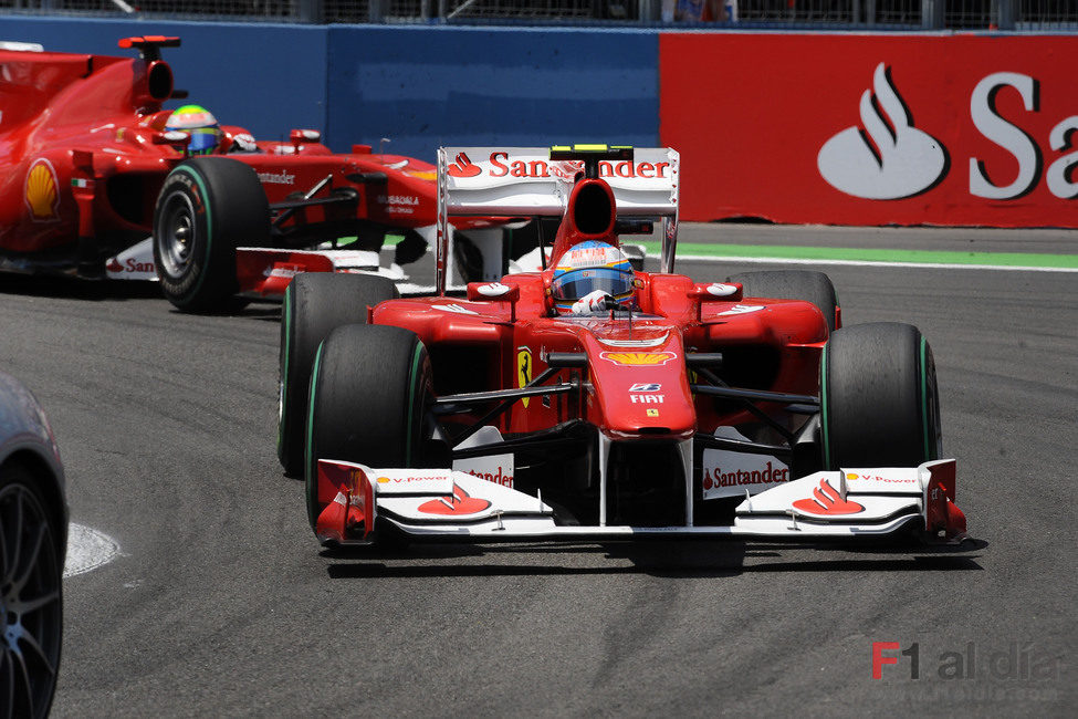 Alonso y Massa ruedan juntos en Valencia