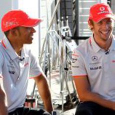 Los pilotos de McLaren