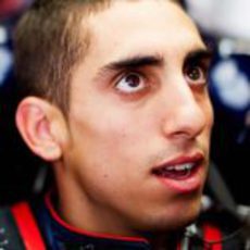 Buemi en boxes 