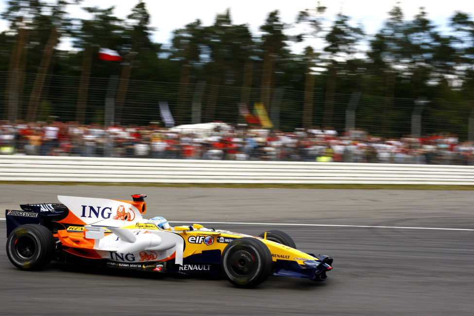Alonso durante la carrera
