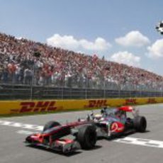 Lewis Hamilton gana el GP de Canadá 2010