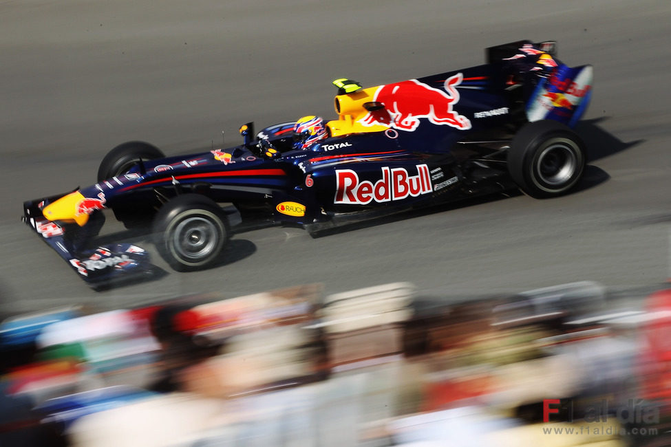 Webber rueda sobre el asfalto canadiense