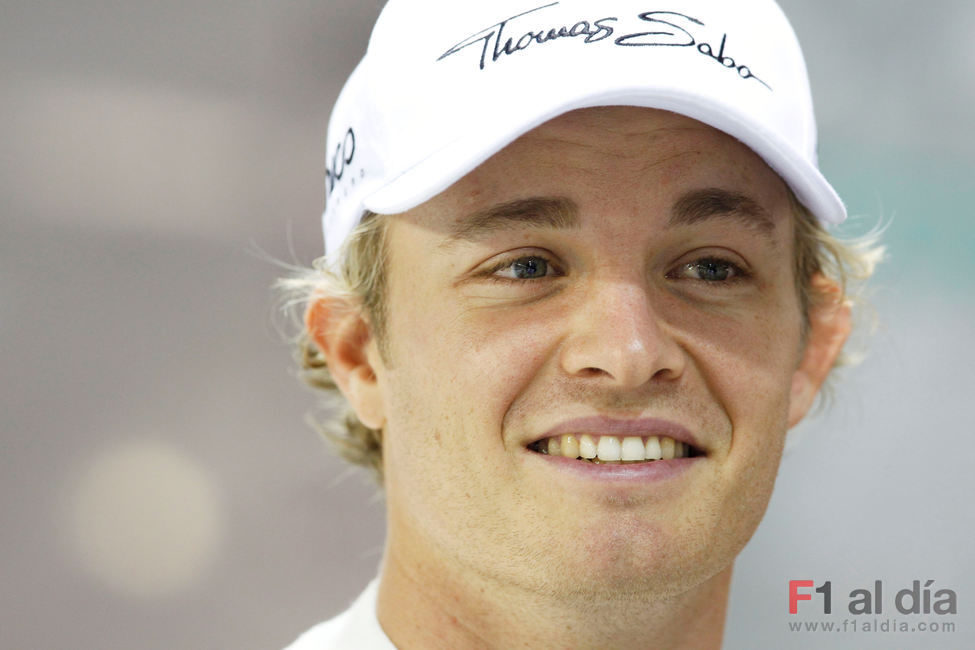 Rosberg llega al circuito