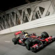 Hamilton no acaba la carrera
