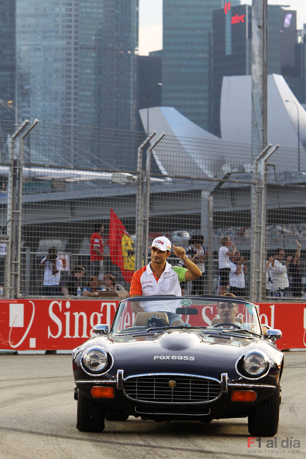 Liuzzi en la Drivers Parade