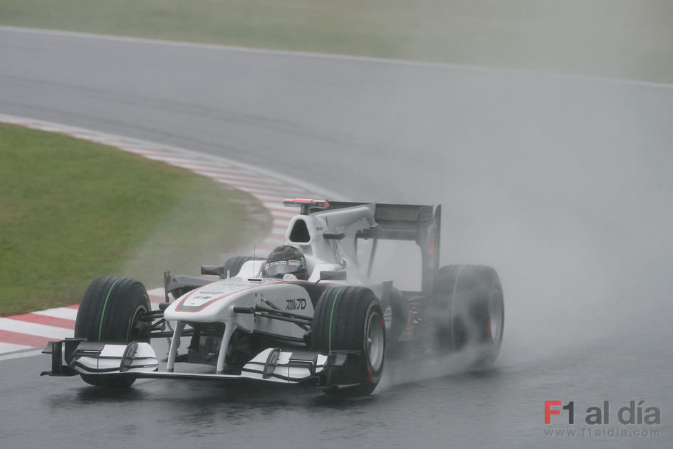 Heidfeld en lluvia