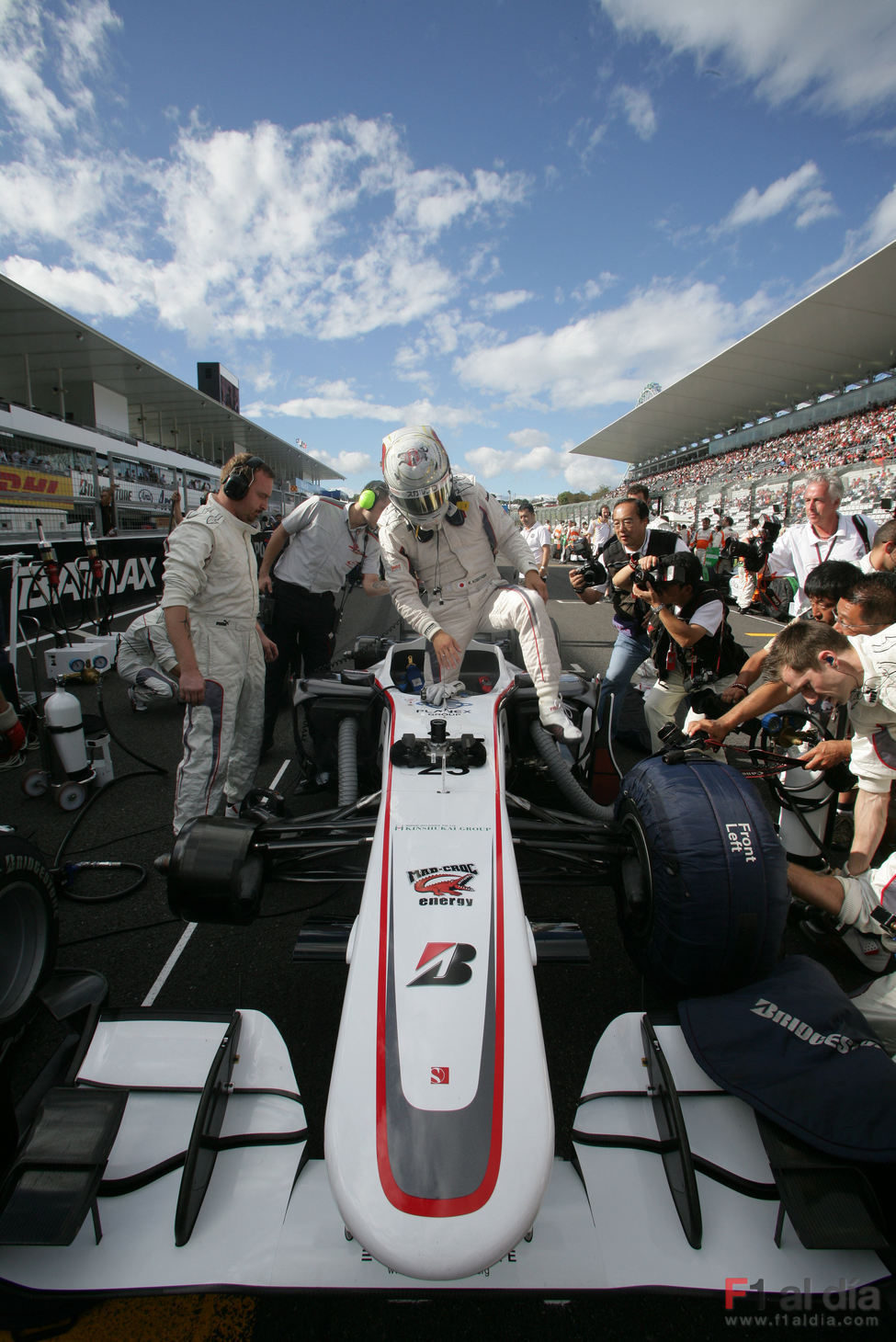 Kobayashi entra en el Sauber