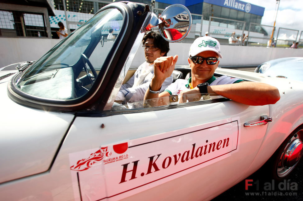 Kovalainen en la Drivers Parade