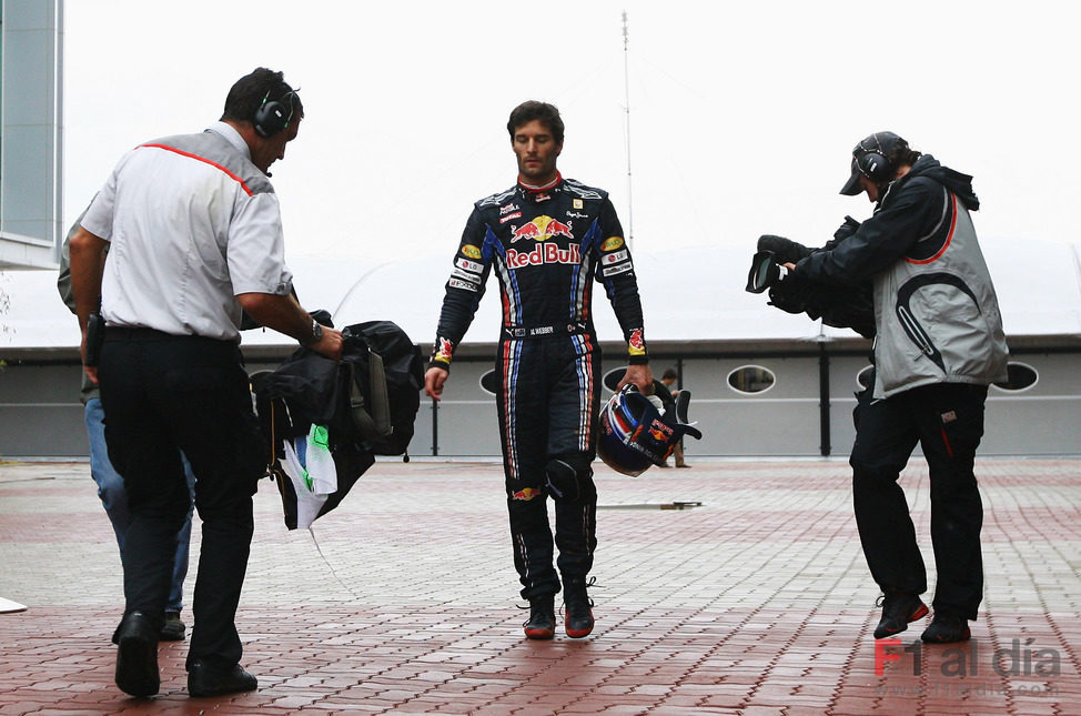 Webber de camino a boxes