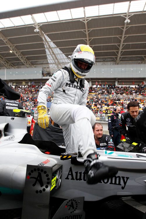 Rosberg en la parrilla