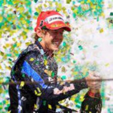 Vettel y su champán