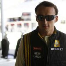 Kubica entra en boxes